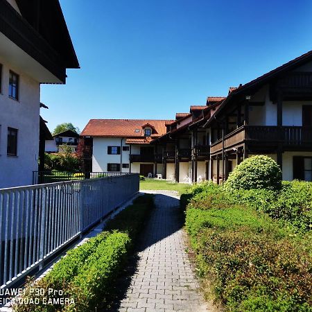 Aparthotel-Chrysantihof - Aleksandra ツヴィーゼル エクステリア 写真