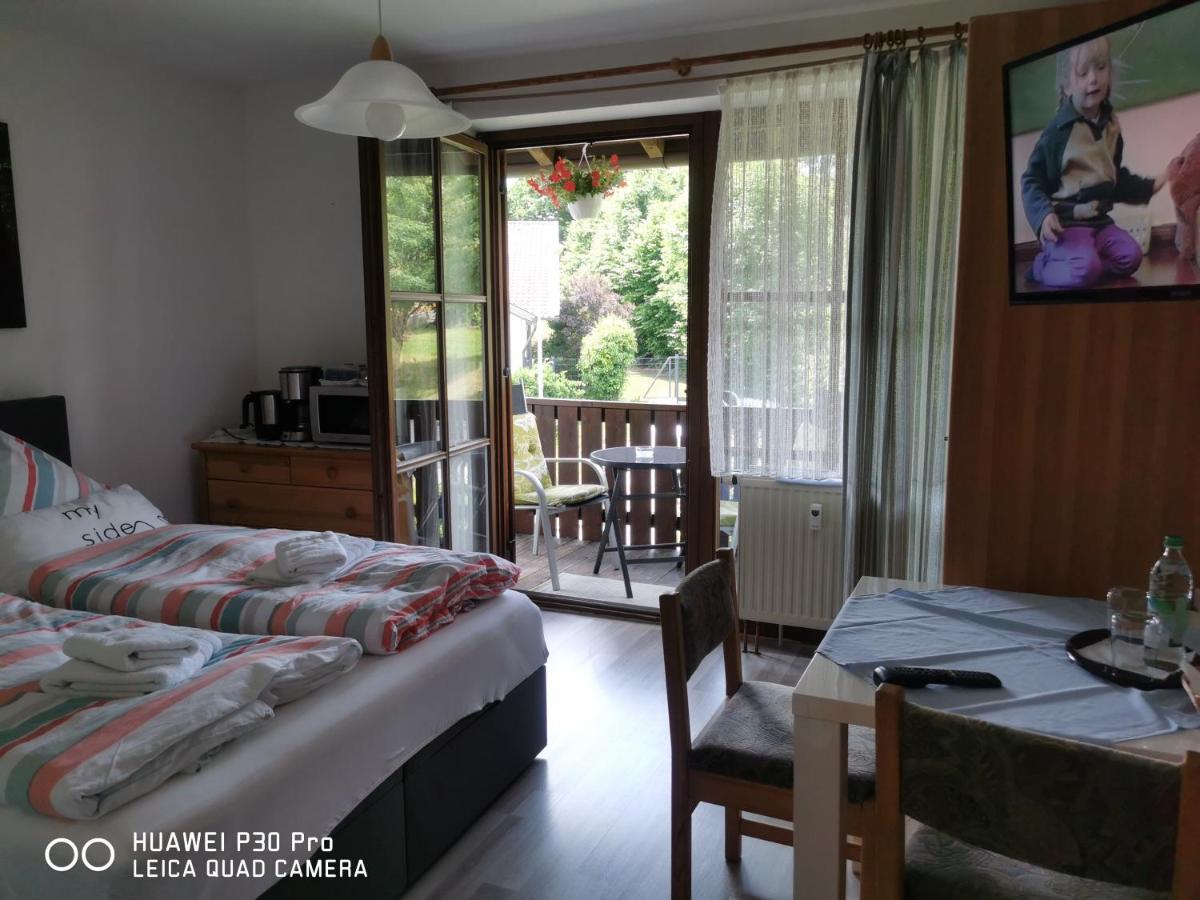 Aparthotel-Chrysantihof - Aleksandra ツヴィーゼル エクステリア 写真